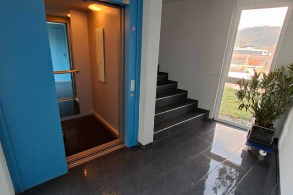 Screenshot 2025-12-09 003032 Treppenhaus